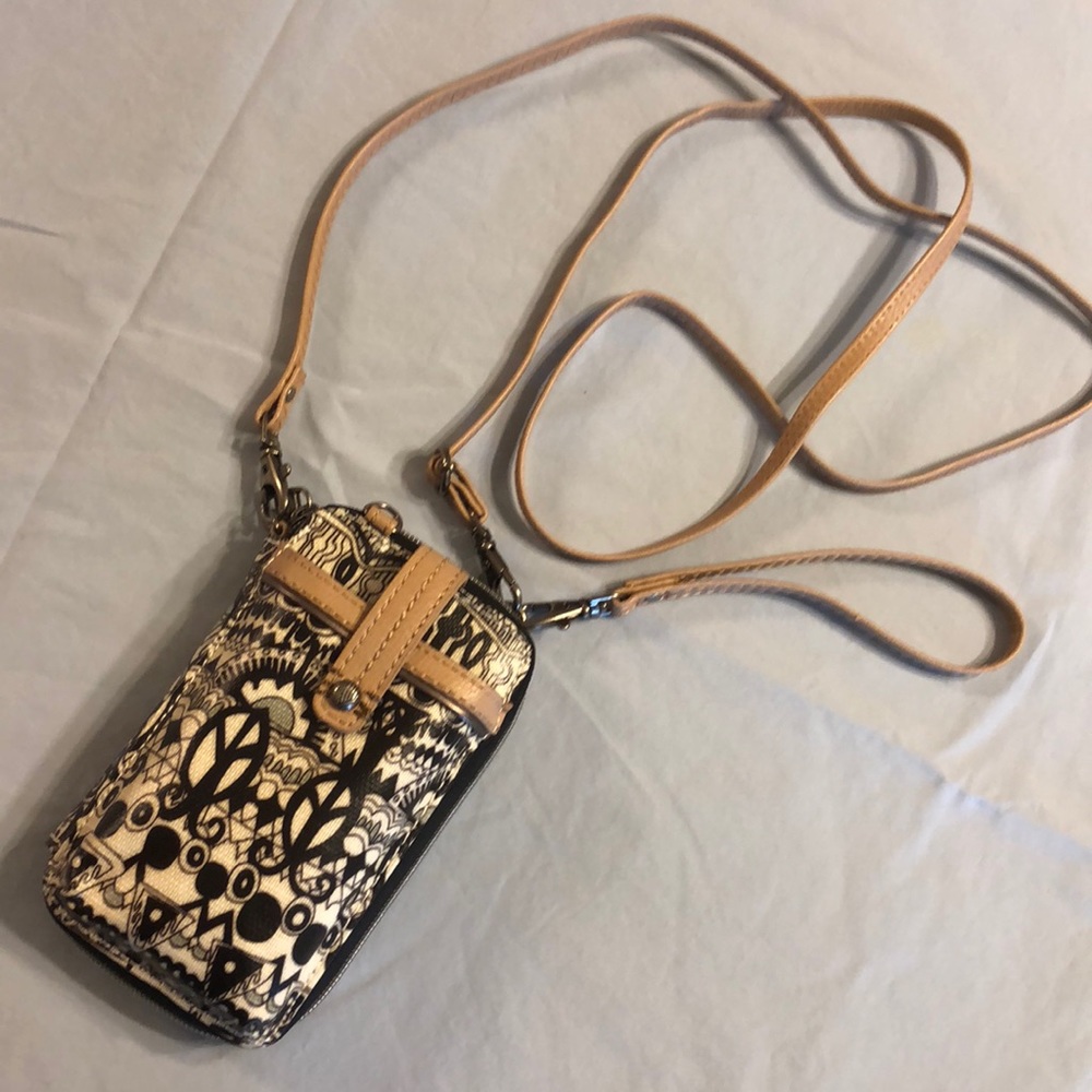 Sakroots wallet crossbody. 📿